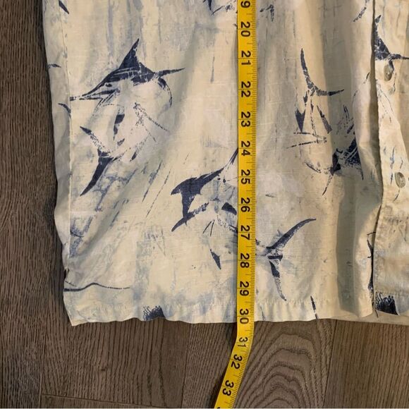 COLUMBIA Shirt Mens 100% Cotton Short Sleeve Button Up Cream Blue Swordfish. - Picture 10 of 10